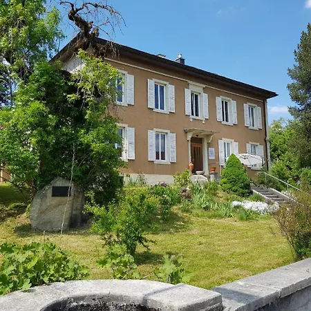 Maison 1902 Bed & Breakfast *